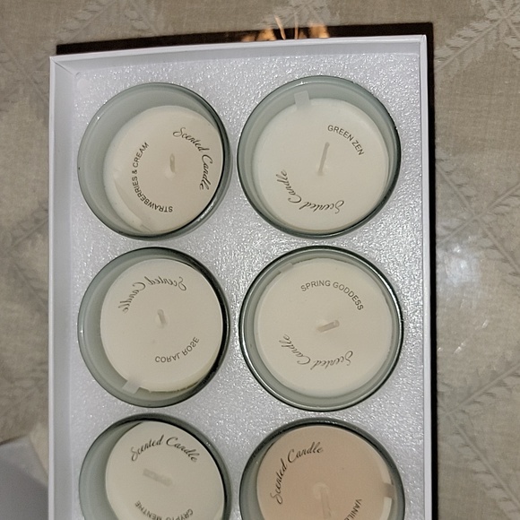 LOVE IN PARIS SET OF AROMATIC CANDLES - Picture 5 of 8